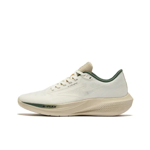 Erke Running Shoes Men Low-Top Microcrystalline White Pine Frost Green