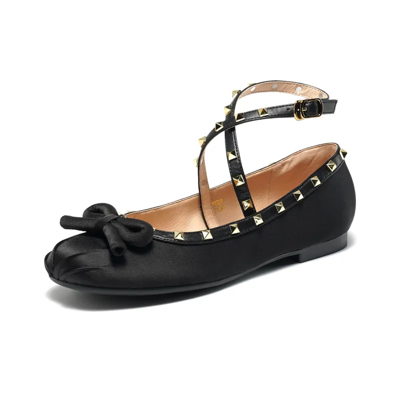 ST&SAT Light Mouth Single Shoe Low Heel Women's Black-1
