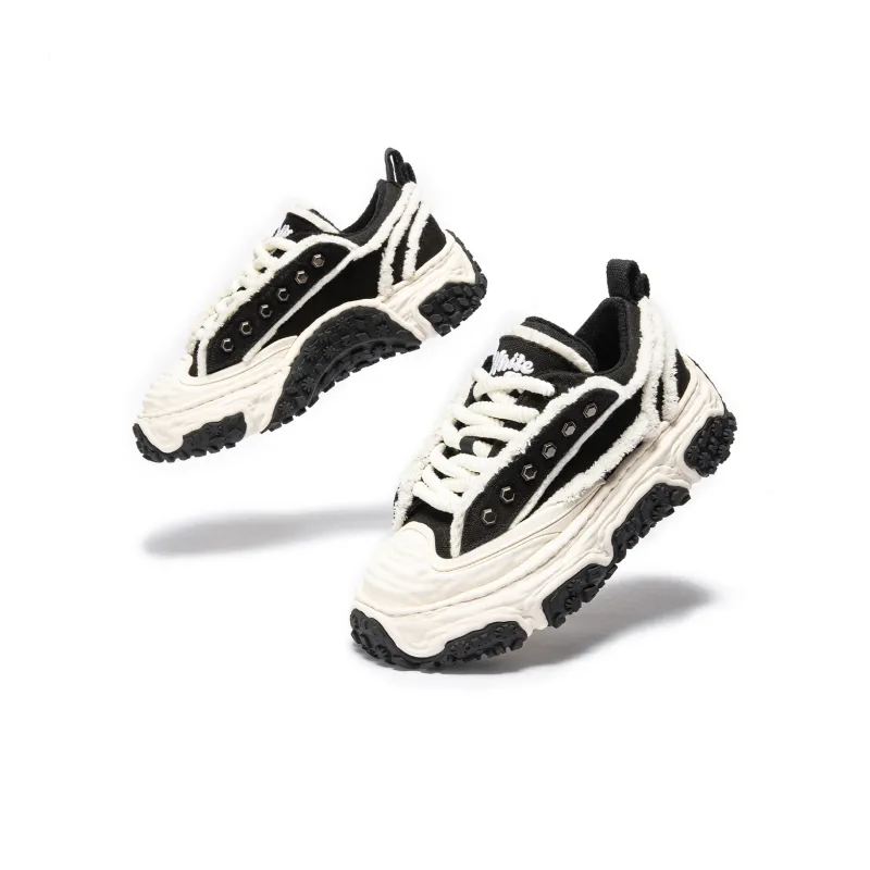 WHITE HOT Skateboard Shoes Unisex Black White-1