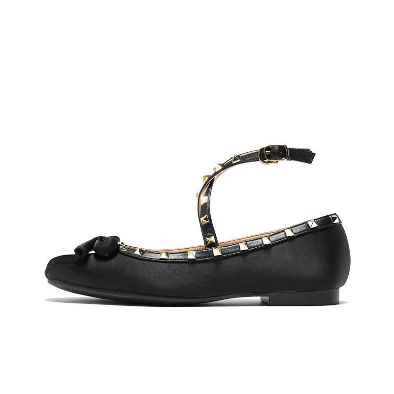 ST&SAT Light Mouth Single Shoe Low Heel Women's Black-0