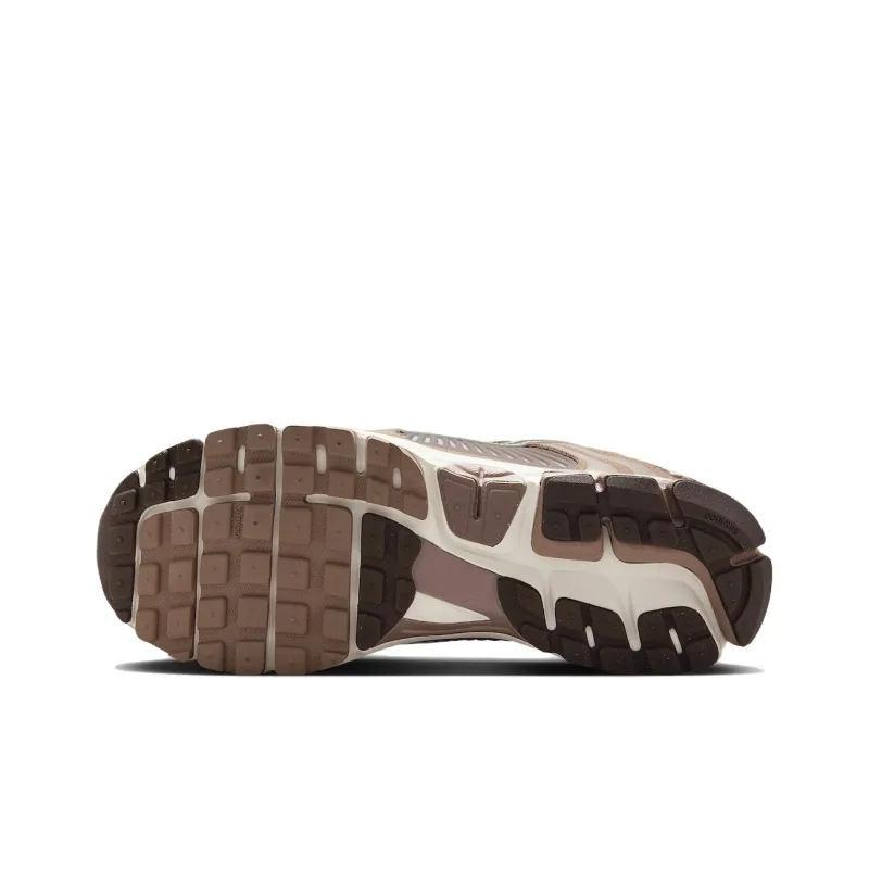 Nike Zoom Vomero 5 Dusted Clay-5