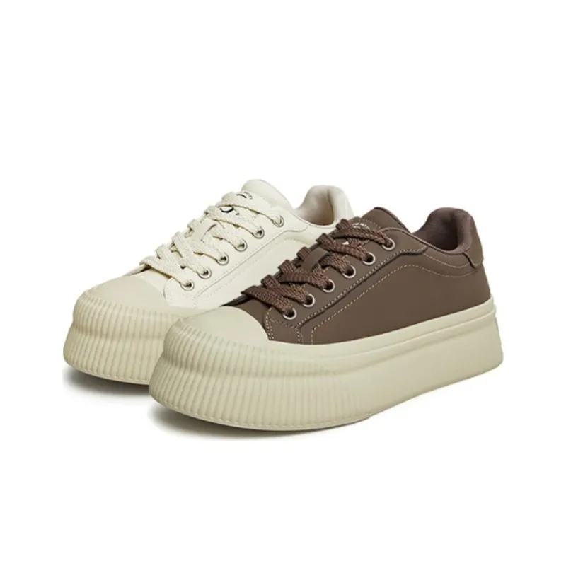 TATA Skateboard Shoes Women's Low Top Solid Color-11