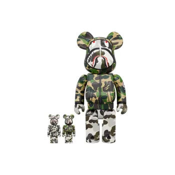 BE@RBRICK BAPER X Canada Goose Shark
