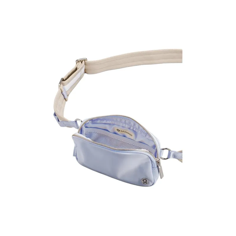 Lululemon Everywhere Nylon Shoulder Bag Crossbody Bag Regular Women's Blue Linen Fabric With Embroidered Linen-2