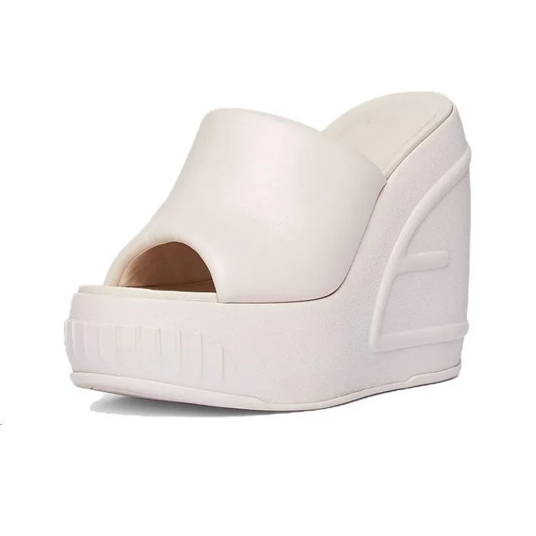 FENDI Embossed Oversized Ff Pattern Platform Slides Women's-1