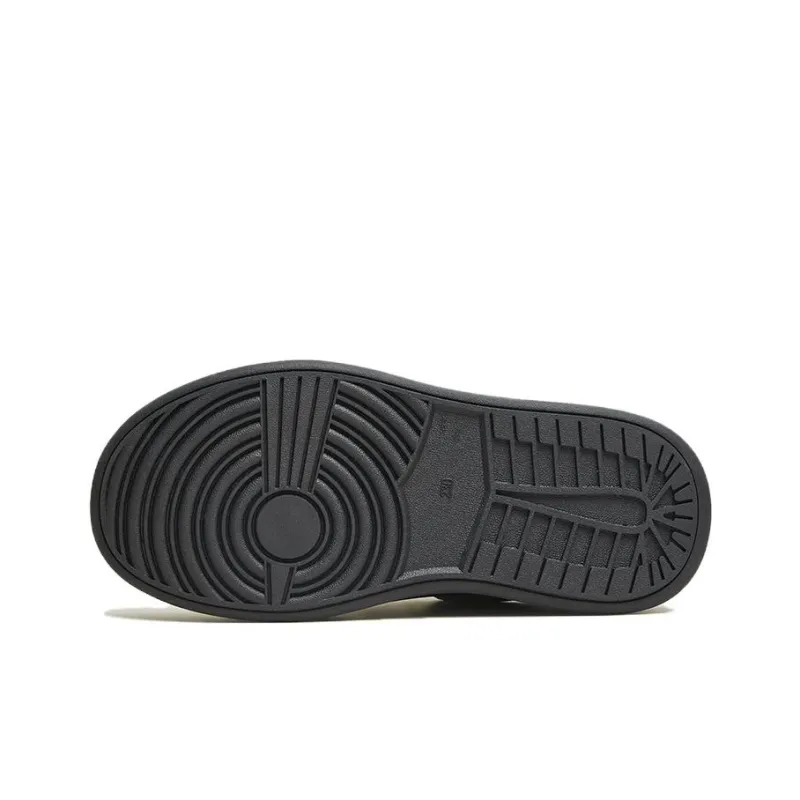 TATA Skateboard Shoes Women's Low Top Solid Color-5