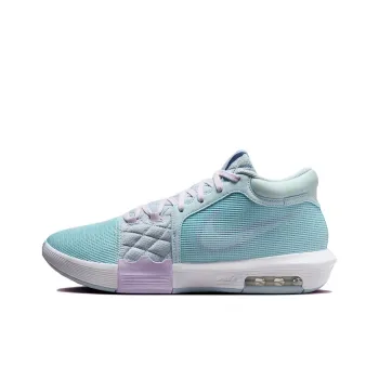 Nike LeBron Witness 8 'Easter'