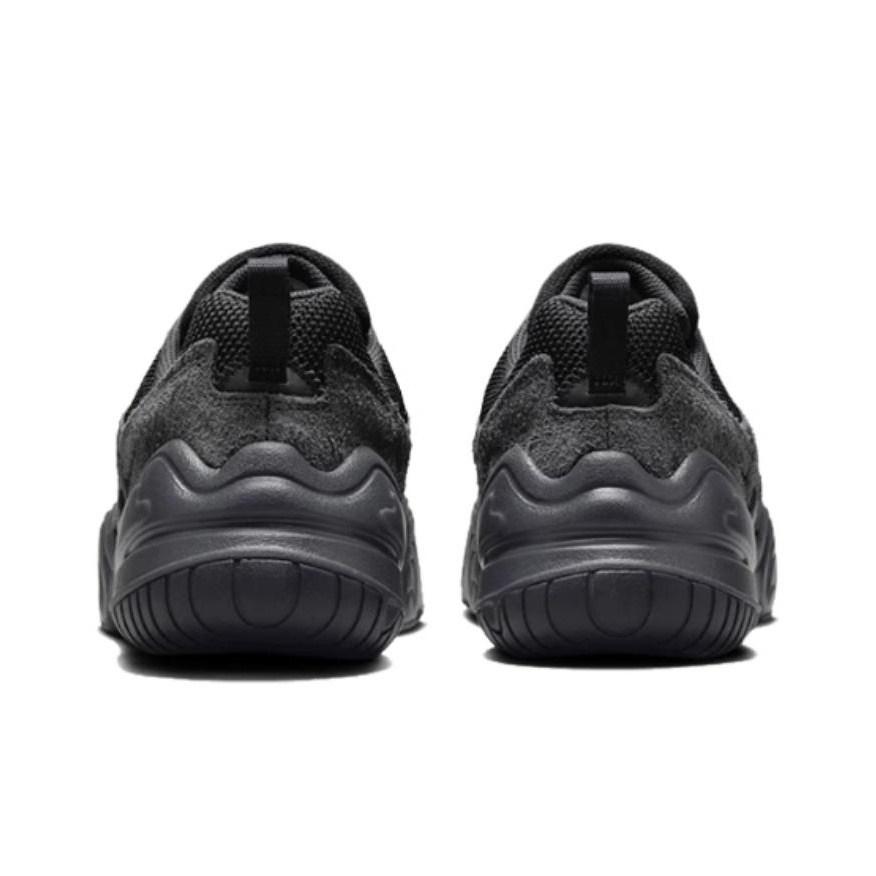Nike Tech Hera sneakers in triple black | ASOS