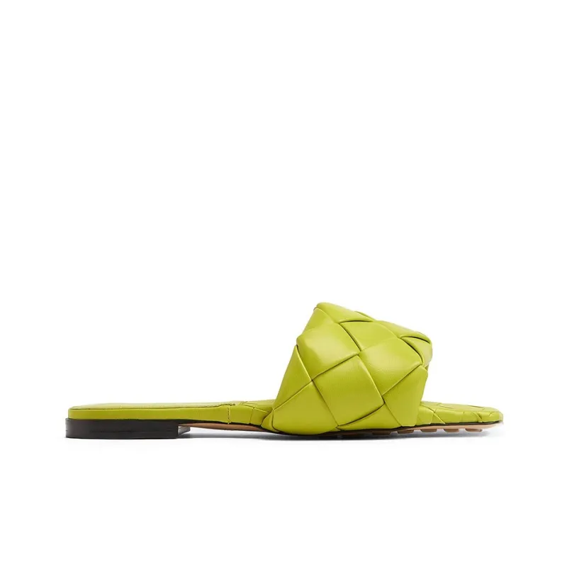 Bottega Veneta Lido Stylish Sandal Women's Kiwi Green-1