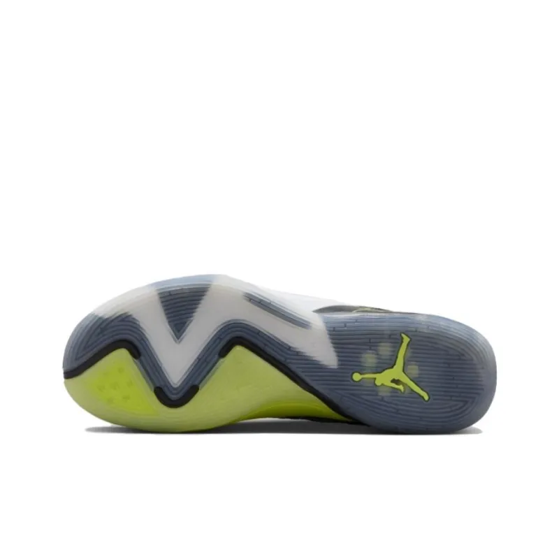 Jordan Luka 2 Black Volt-5