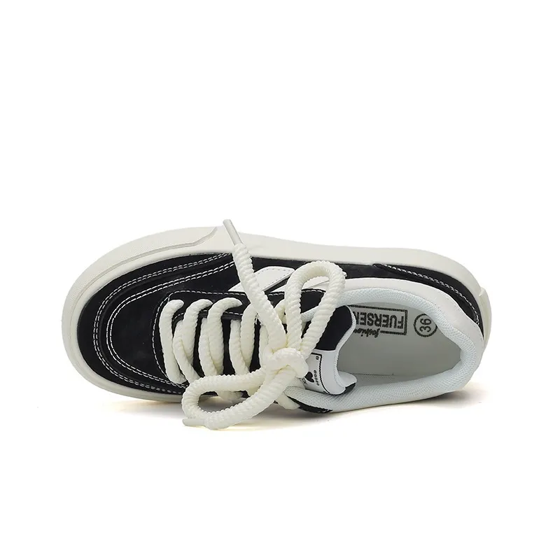 YOBN SMILE Low-Top Skateboard Shoes Women's-3