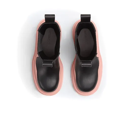 Bottega Veneta Tire Chelsea Boots Women's Black Pink-3