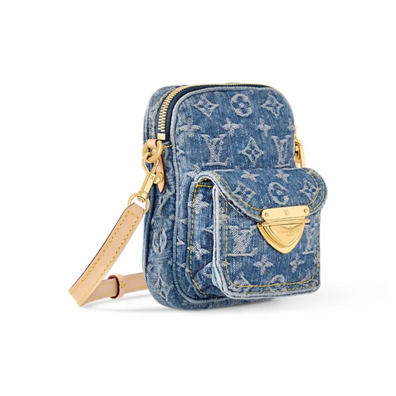LOUIS VUITTON Fairfax Pochette-1