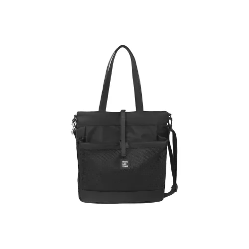 TAKI Shoulder Bags