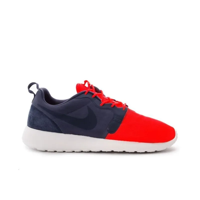Nike Rosherun Hyp Qs Total Crimson/Squadron Blue Summit White-1