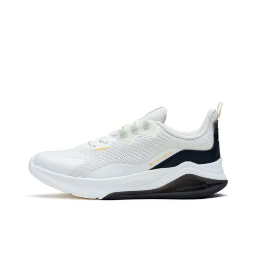 361° Training Shoes Men Low-Top Feather White/Vintage Yellow