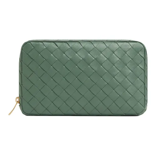 Bottega Veneta Cow Leather Clutch Medium Size Women's Aloe Vera Green