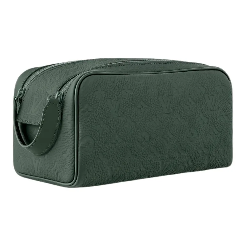 LOUIS VUITTON Dopp Kit-1