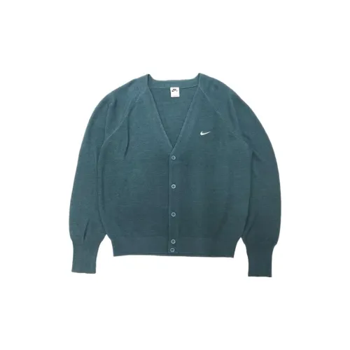 Nike SB Skateboard Cardigan Asia Sizing 