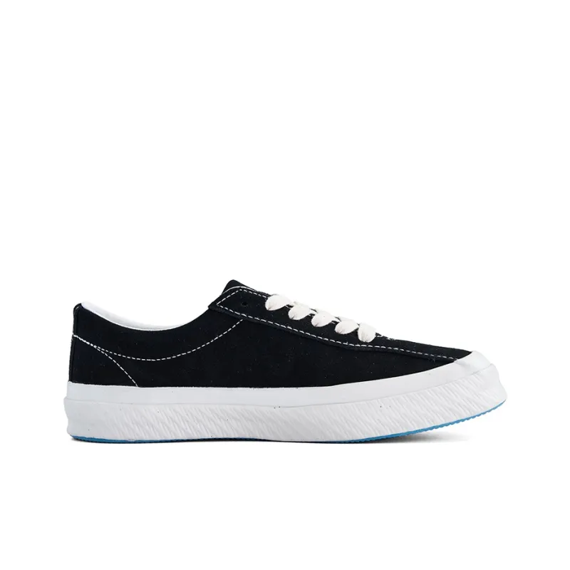 IT'S WEIRD There Are Strange Things Balance Lightweight Breathable Support Low Top Skateboard Shoes Unisex Black-2