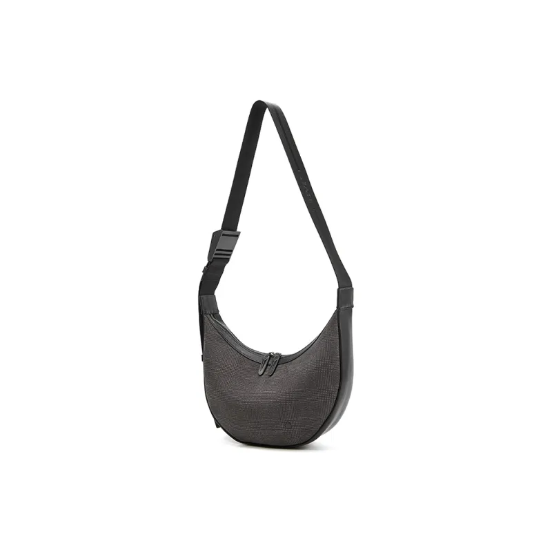 BVP Crossbody Bags Black-2
