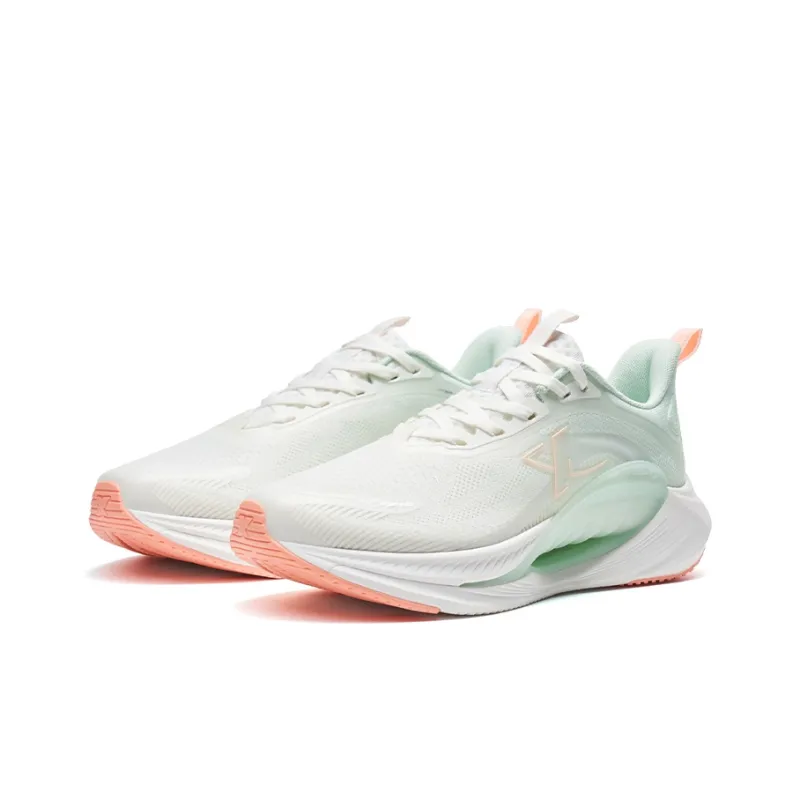 XTEP Hydrogen Wind 7.0 Cushioning Lightweight Low Top Sprint Running Shoes Women's Coconut Scent-3