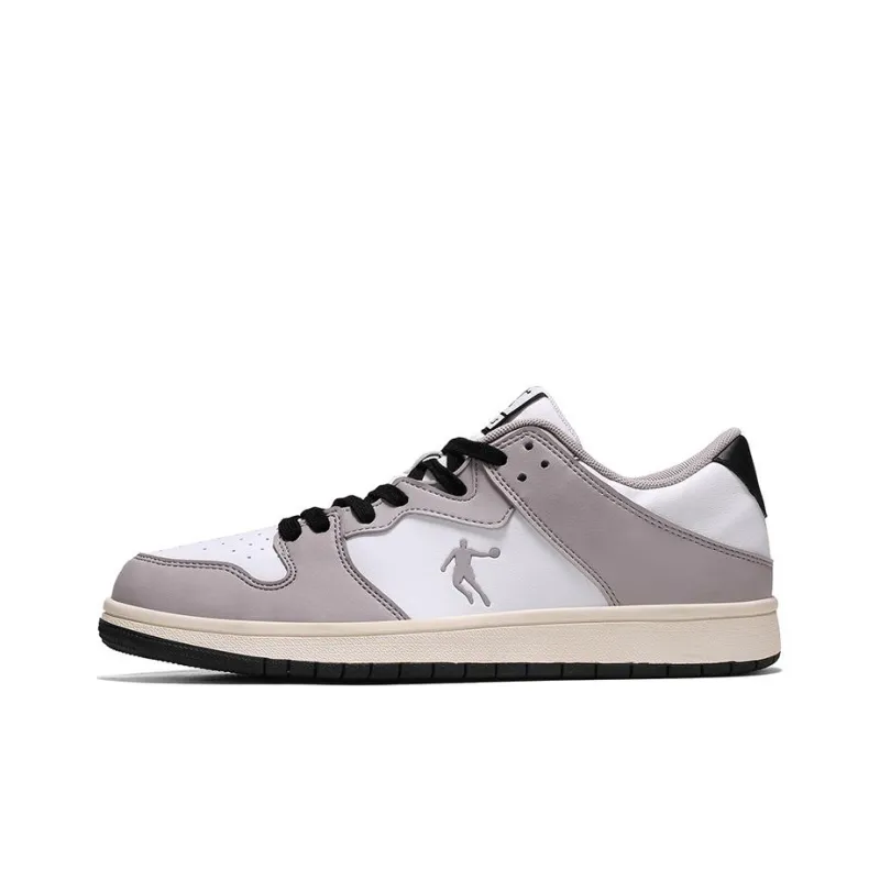 QIAODAN Coverage Cushioning Low Top Skateboard Shoes Men's Gray White-0