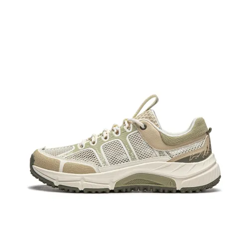 LINING Hiking / Trekking Shoes Men Low-Top Off White/Light Cream Brown