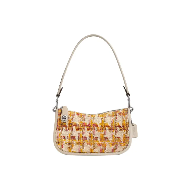 COACH Swinger Shoulder Bags-0