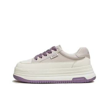 TATA Skateboard Shoes Women's Low Top Solid Color