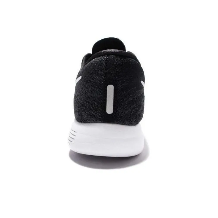 Nike LunarEpic Low Flyknit 'Black'-3