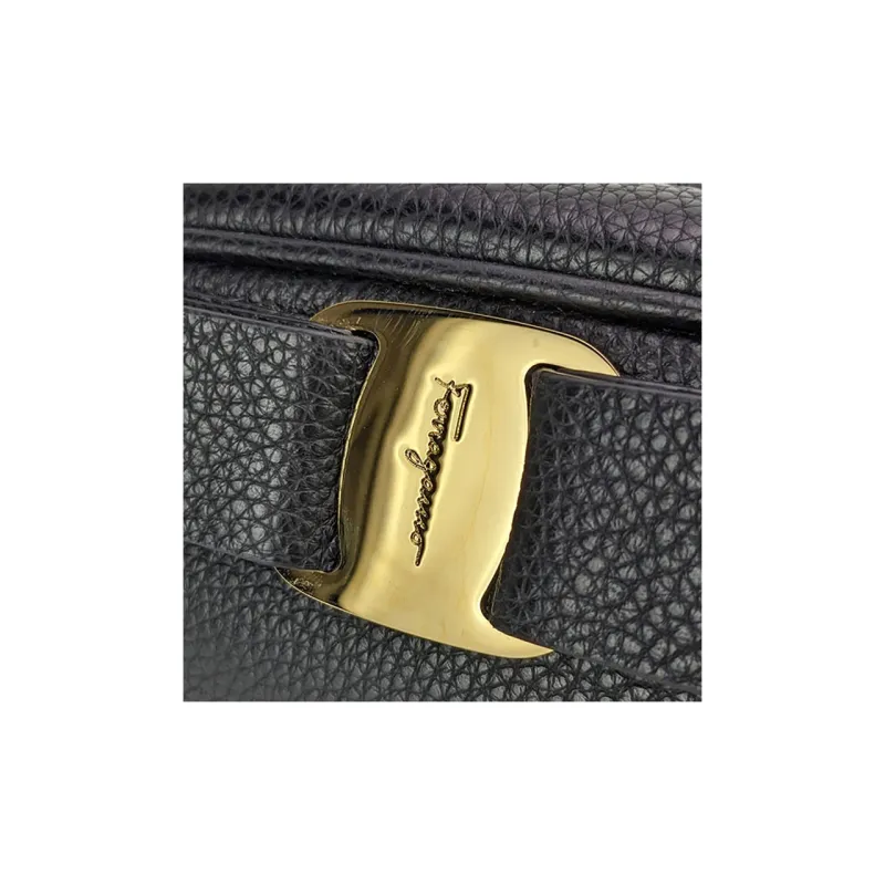 FERRAGAMO Vara Litchi Grain Calfskin Camera Bags Crossbody Bag Shoulder Bag Women's Black-4