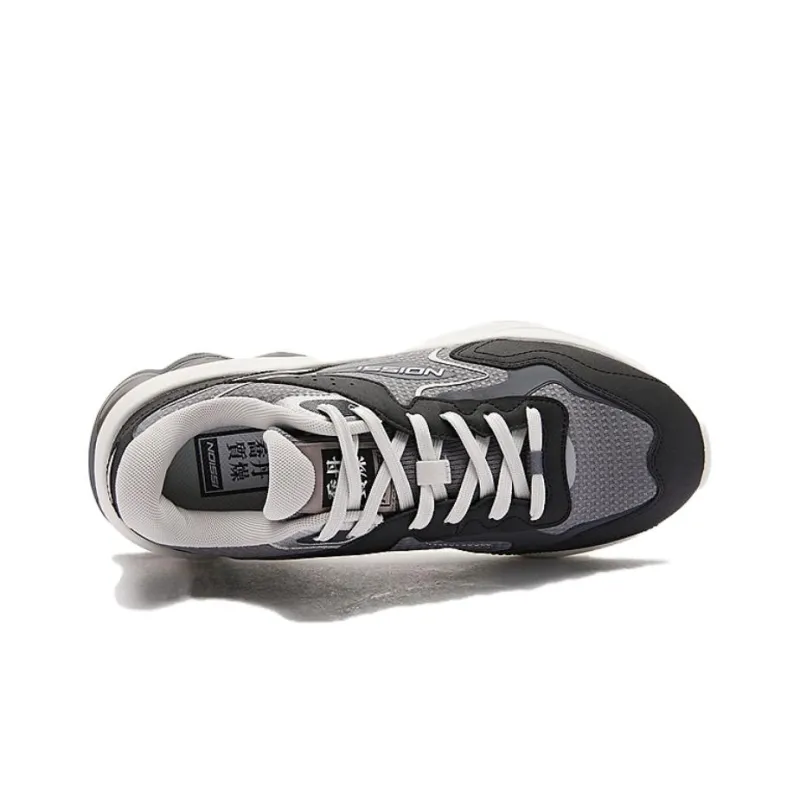QIAODAN Non slip Lightweight Low Top Casual Shoes Men's Black Gray-4