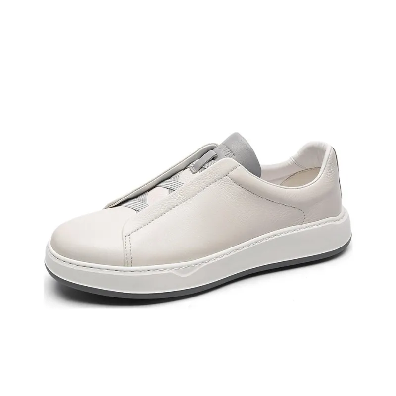 CROWN Low-Top Skateboard Shoes Men's One Yard Larger-1