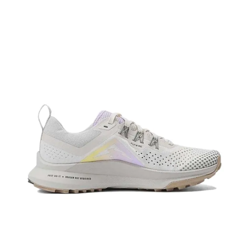 Nike Pegasus Trail 4 'Tan' Women's-1
