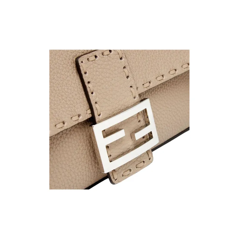 FENDI Baguette Calfskin Shoulder Bag Crossbody Bag Handbag Medium Size Women's Beige-4