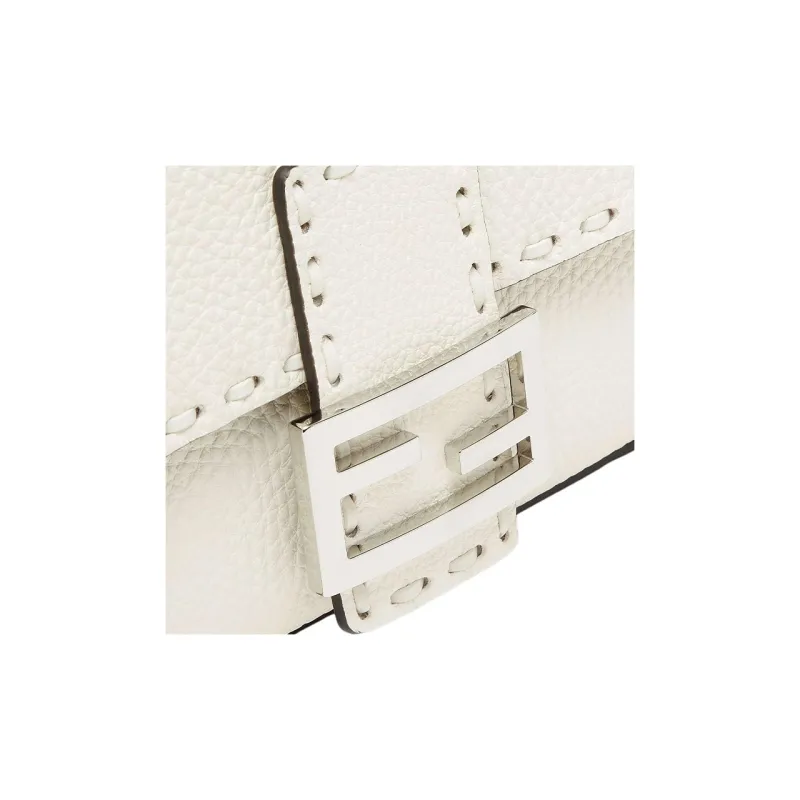 FENDI Baguette Calfskin Shoulder Bag Crossbody Bag Handbag Medium Size Women's White-4