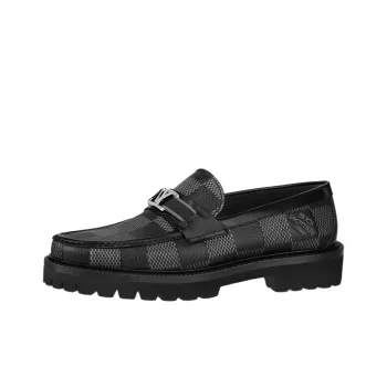 LOUIS VUITTON Leather Loafers