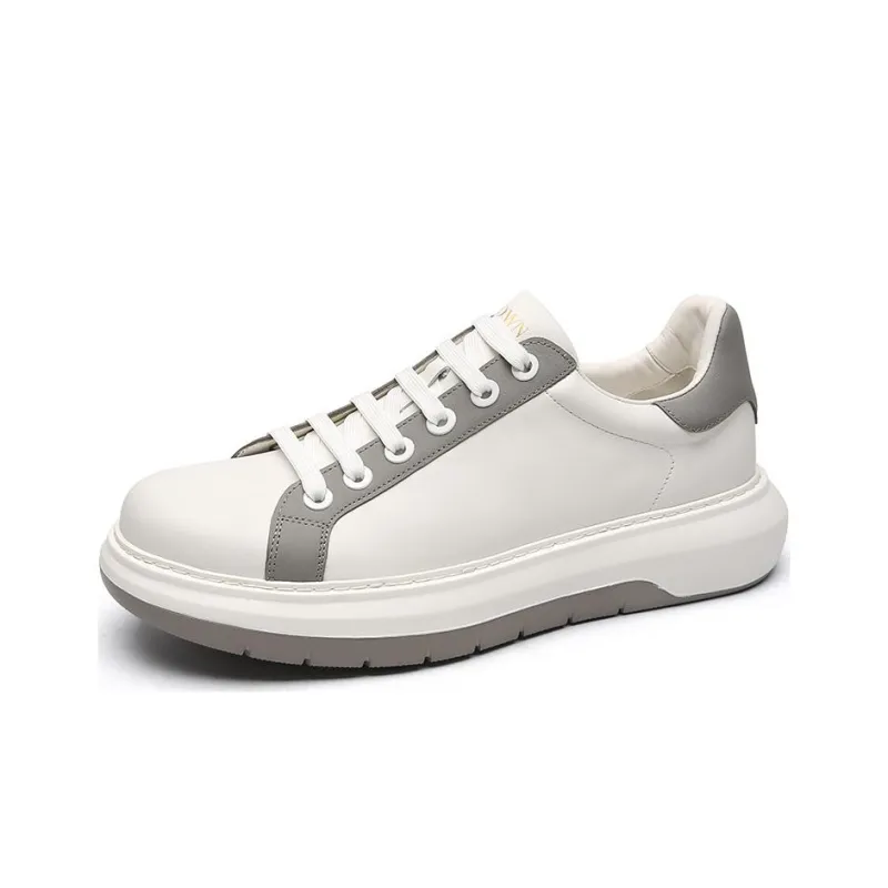 CROWN Slip Resistant Low Top Skateboard Shoes Men's One Yard Larger-1