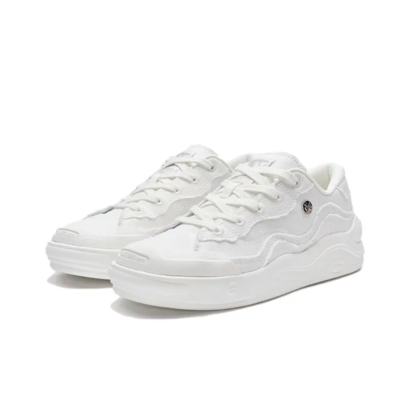 XTEP Anti Slip Wear Resistant Low Top Skateboard Shoes Women's Sail White-2