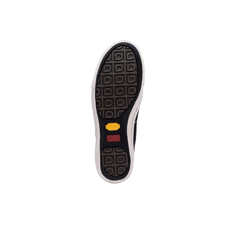 Visvim Skagway Lo Canvas 'Black'-3