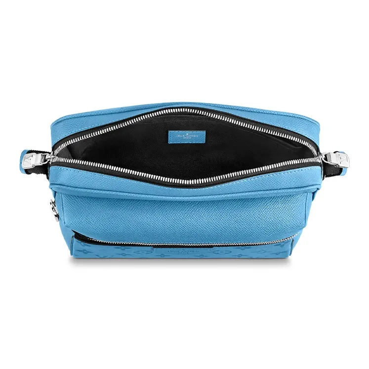LOUIS VUITTON Outdoor Messenger Denim-4