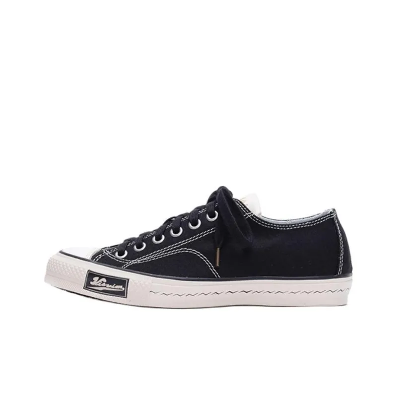 Visvim Skagway Lo Canvas 'Black'-0