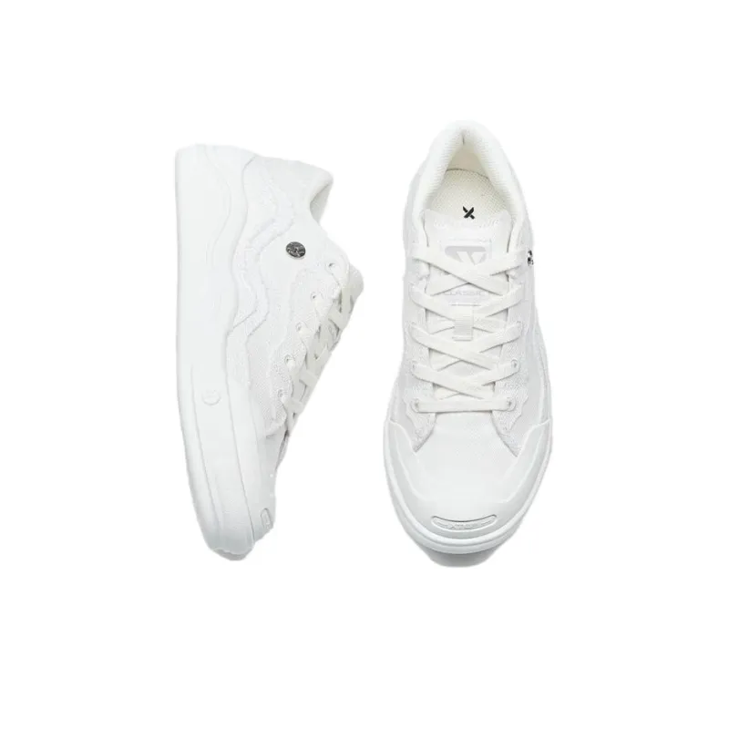 XTEP Anti Slip Wear Resistant Low Top Skateboard Shoes Women's Sail White-3