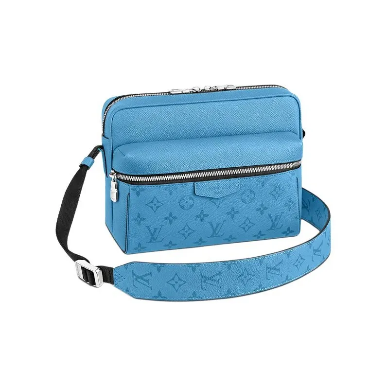 LOUIS VUITTON Outdoor Messenger Denim-0