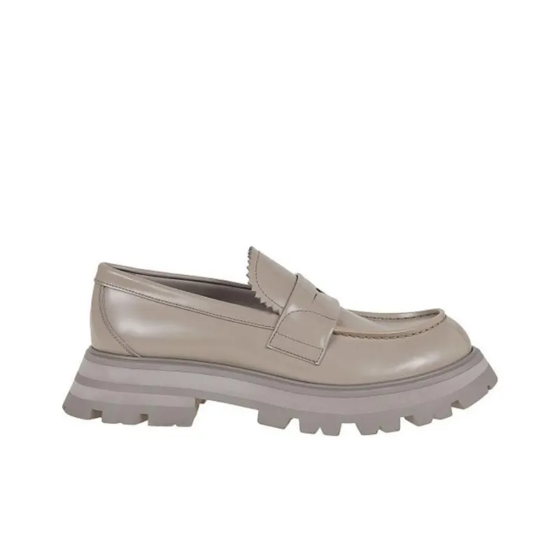 Alexander McQueen Wander Loafer Beige Women's-1