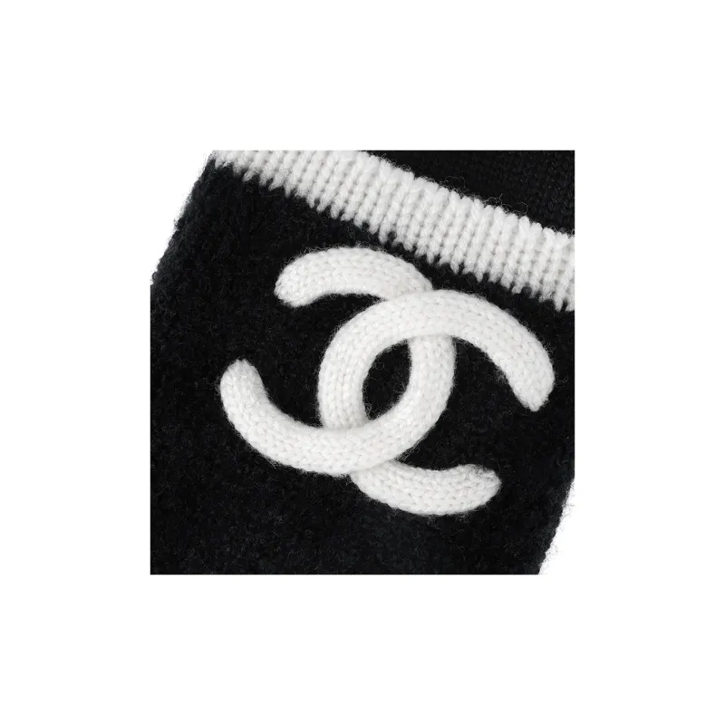 CHANEL Knit Gloves Women's Black-2