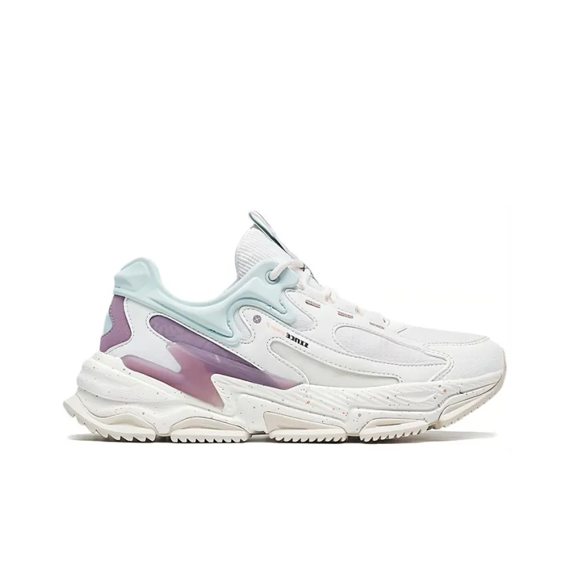 XTEP Shanhai Collection Anti-Slip Wear-Resistant Breathable Lightweight Low-Top Casual Shoes Women's White Green Purple-1