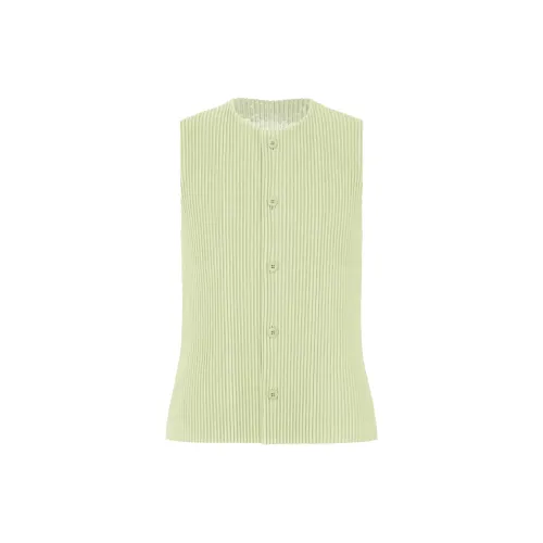 ISSEY MIYAKE Tank Tops Men Light Emerald Green