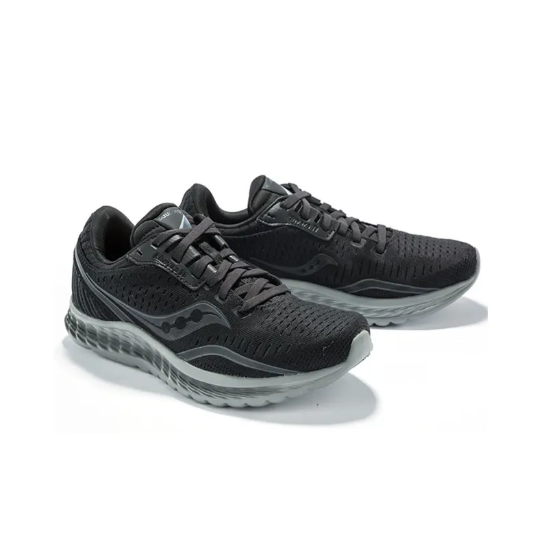 Saucony Kinvara 11 Blackout Women's Wide-1
